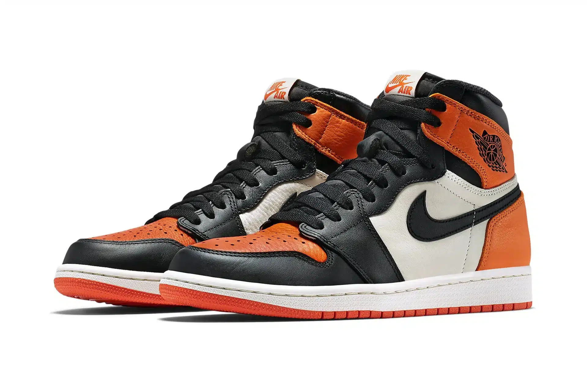 Reintroduced in 2025, here is the Air Jordan 1 High OG Shattered Backboard.