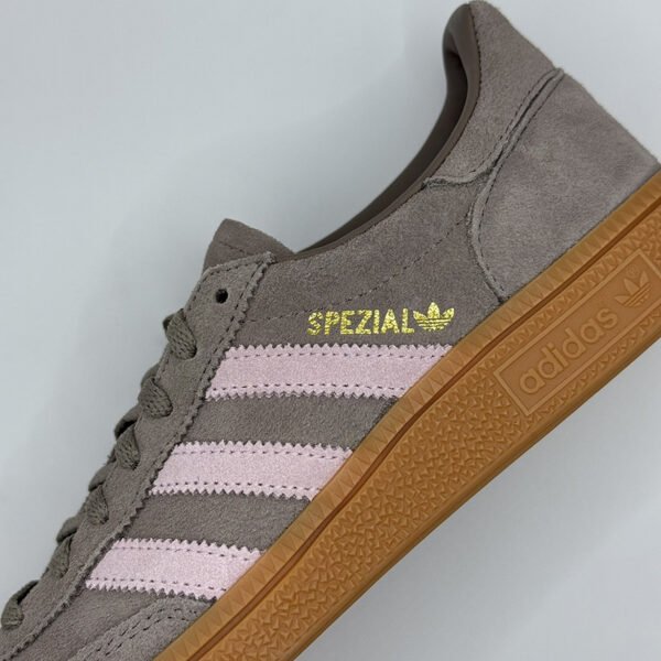 adidas Handball Spezial Chalky Brown Clear Pink (Women's) - Image 2