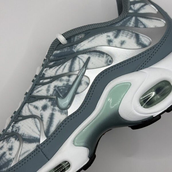 Nike Air Max Plus Origins Waterway