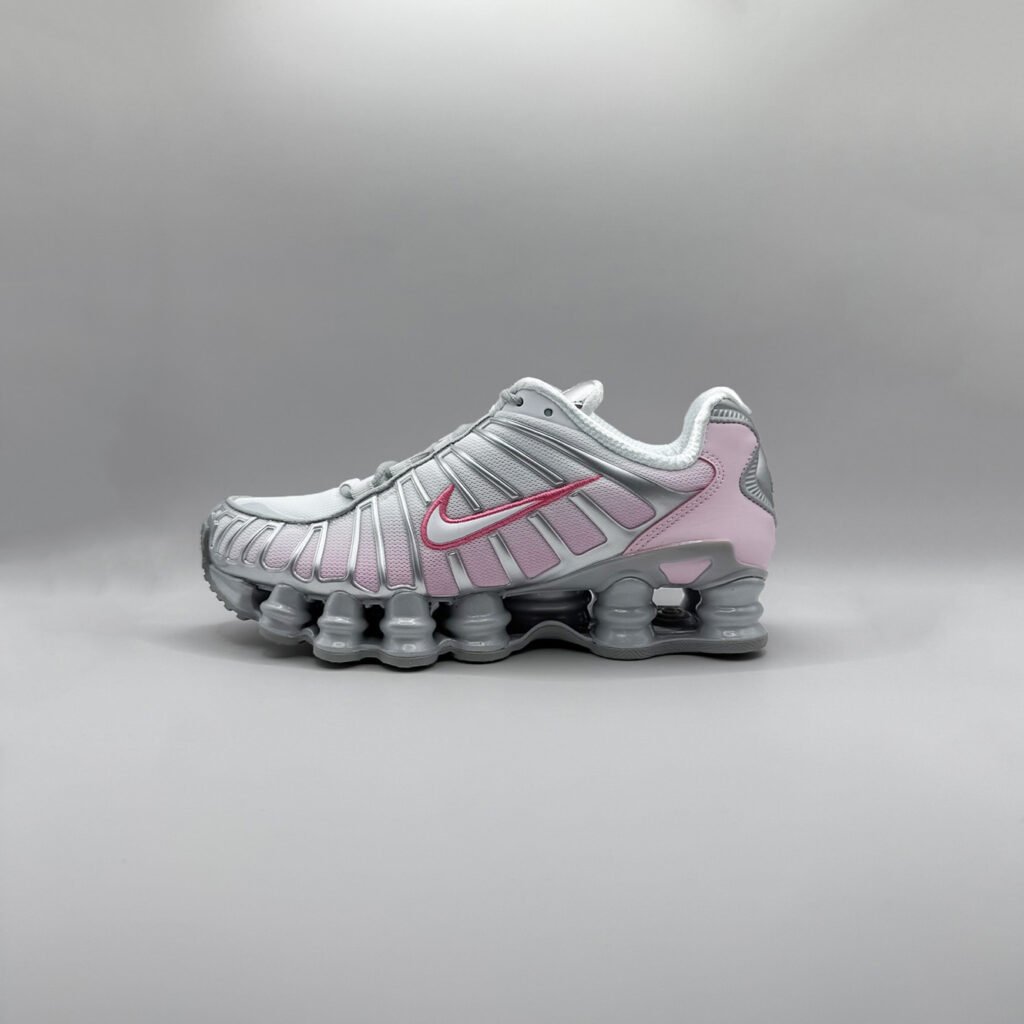 【NIKE】(W)Nike Shox TL SC - Pink Foam ★送料・関税込★ Nike Women's Shox Tl Shoes - Metallic Platinum / Pinksicle