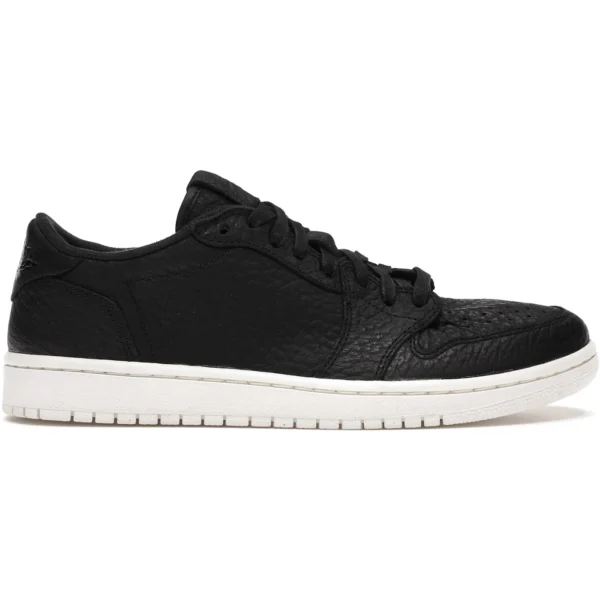 Jordan 1 Retro Low Swooshless Black