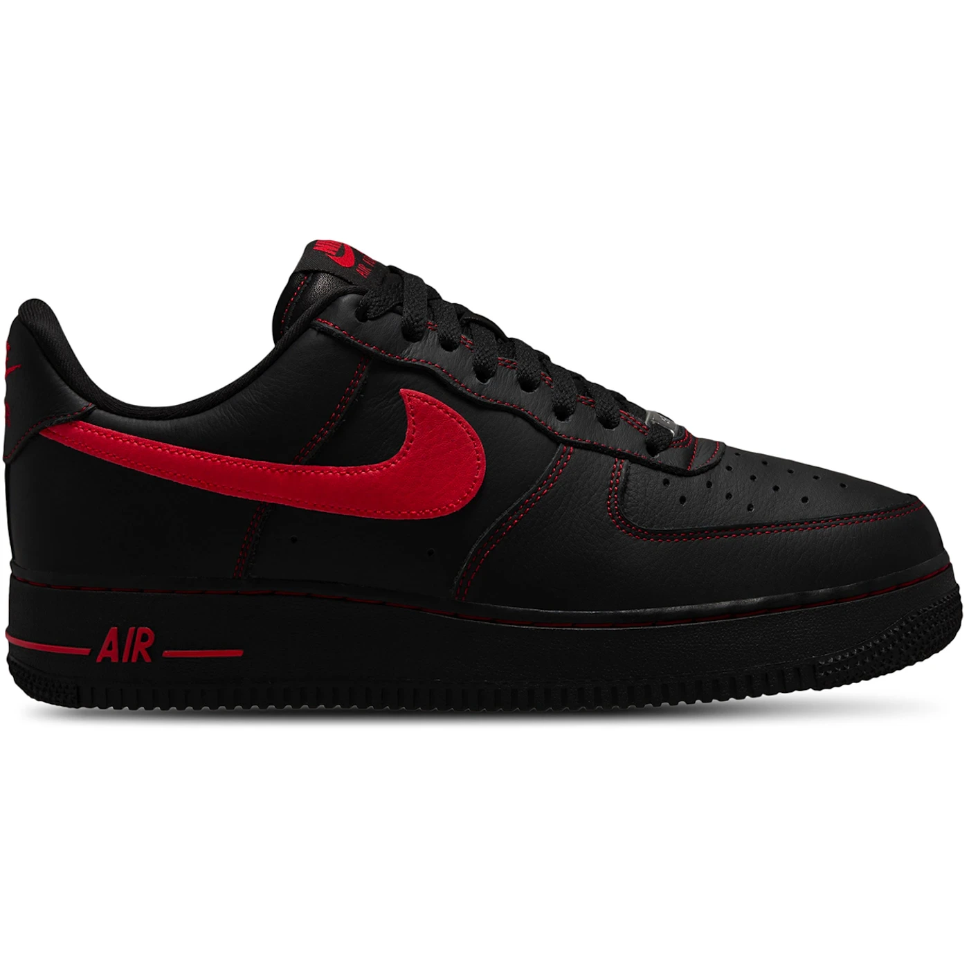 Nike Air Force 1 Low 07 LV8 Bred 1