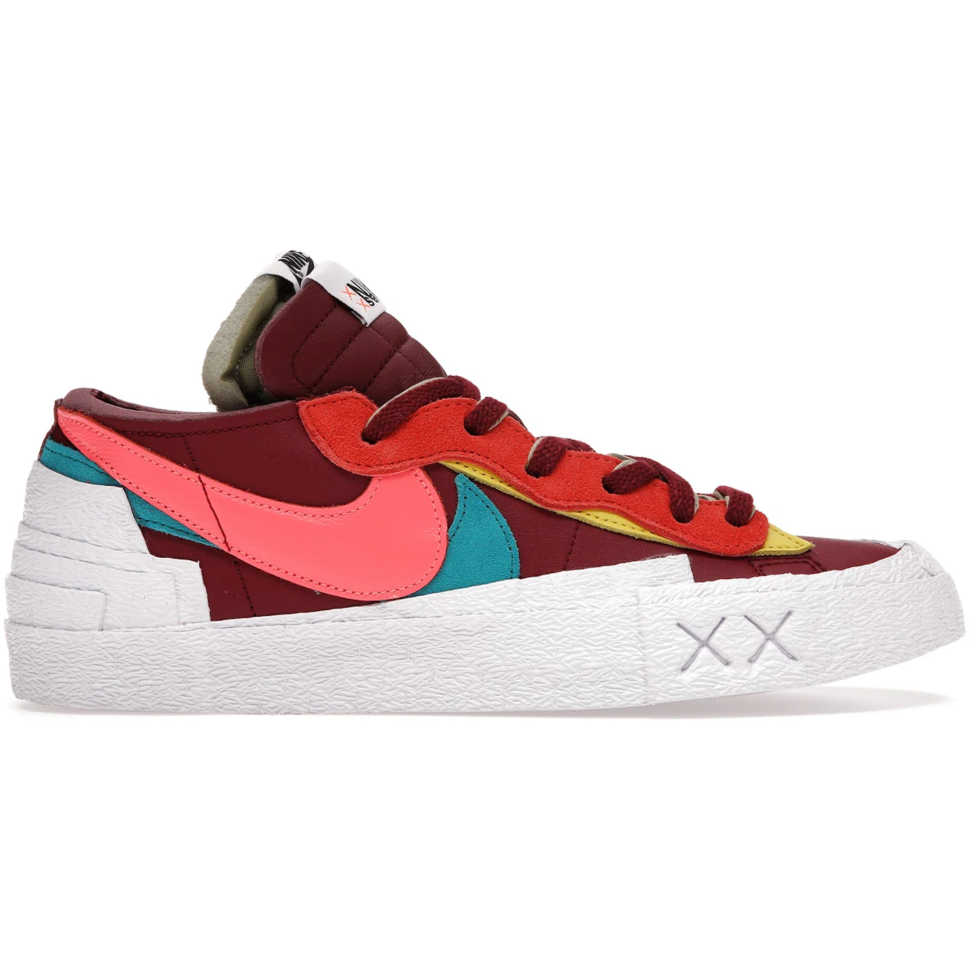 Nike Blazer Low sacai KAWS Red 2 Nike Blazer Low sacai KAWS Red 1