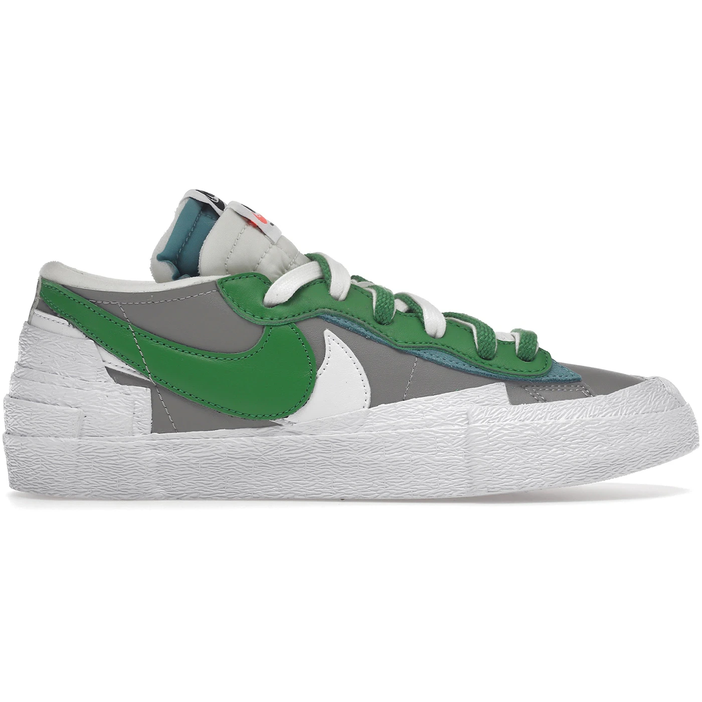 Nike Blazer Low sacai Medium Grey Classic Green 2 Nike Blazer Low sacai Medium Grey Classic Green 1