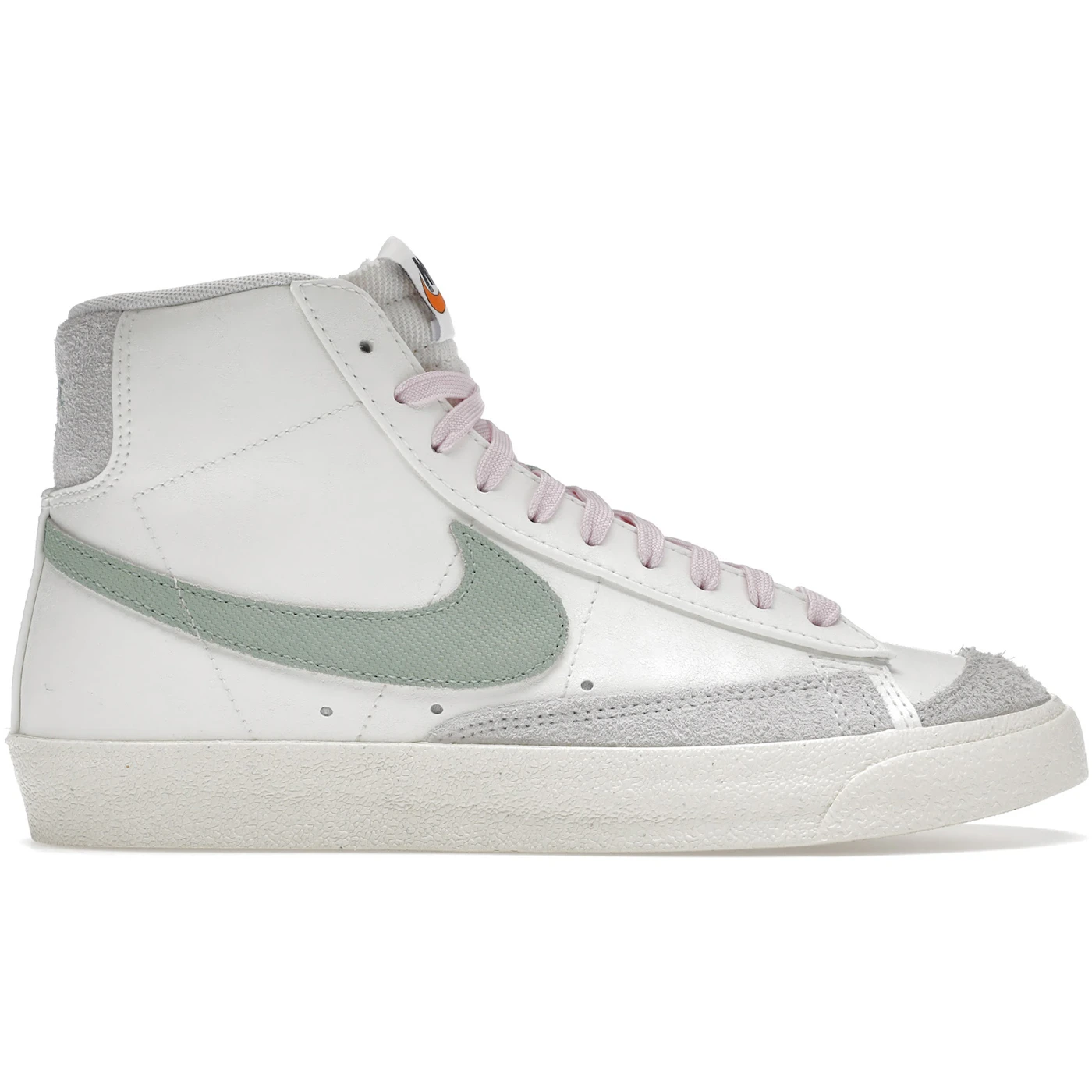Nike Blazer Mid 77 Premium Certified Fresh 2 Nike Blazer Mid 77 Premium Certified Fresh 1