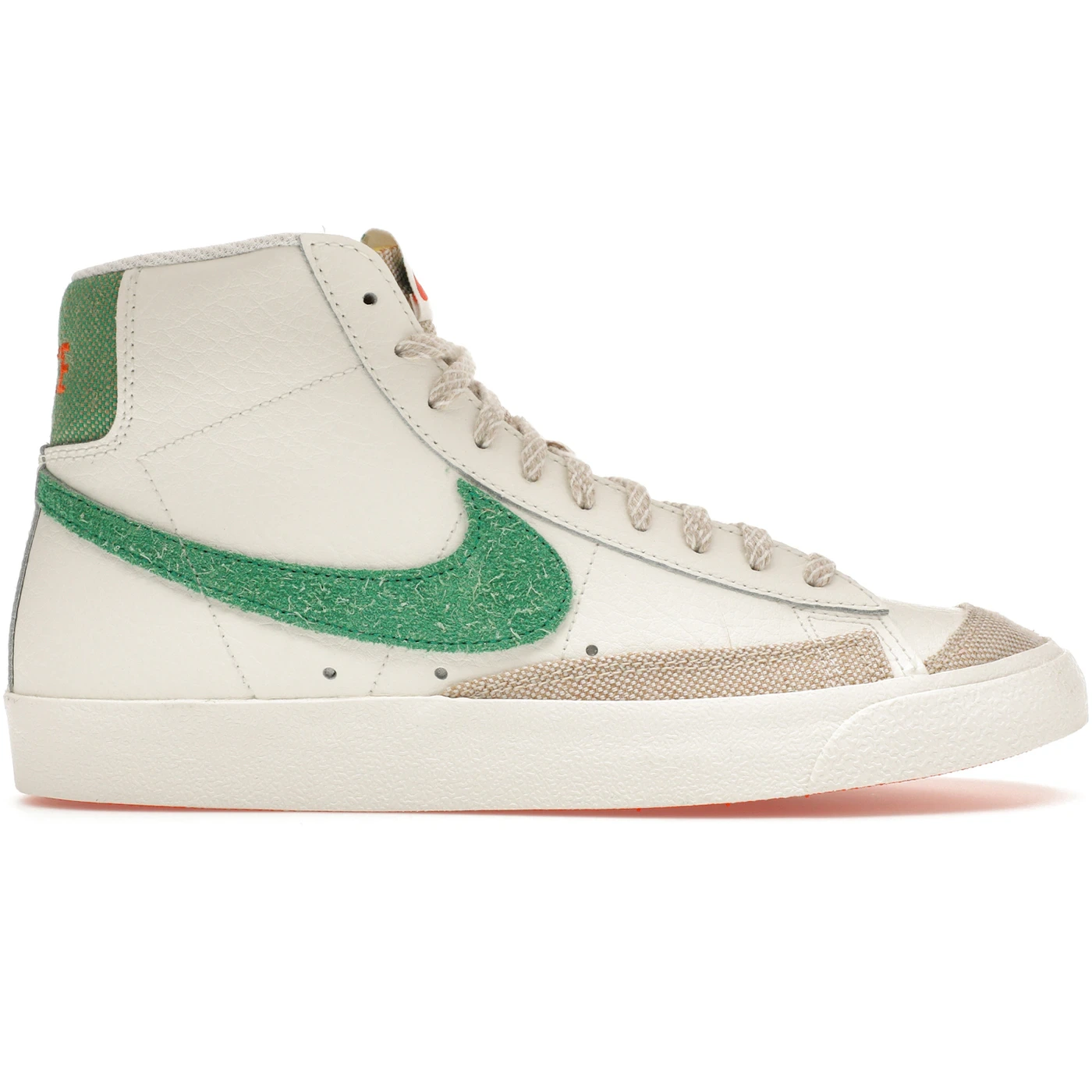 Nike Blazer Mid 77 Vintage Sail Stadium Green 2 Nike Blazer Mid 77 Vintage Sail Stadium Green 1
