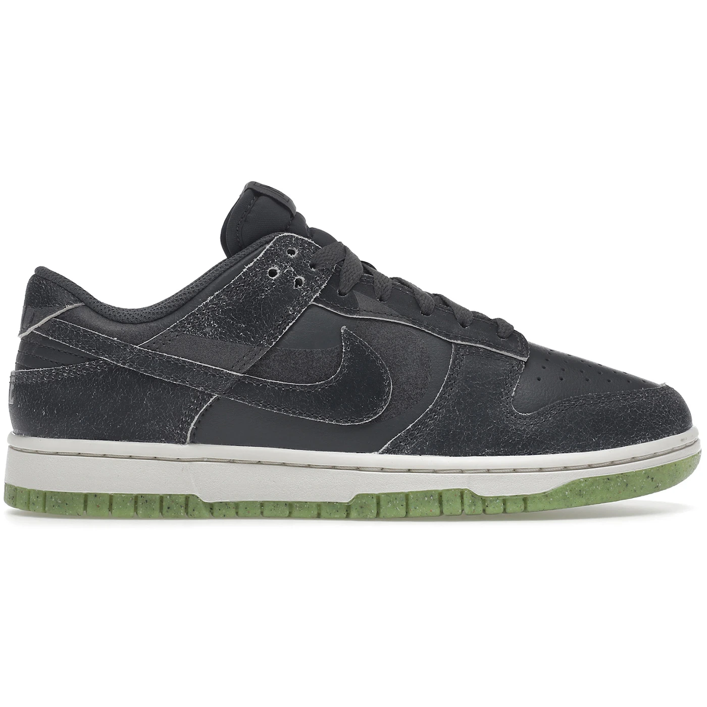 Nike Dunk Low Retro PRM Halloween 2022 1