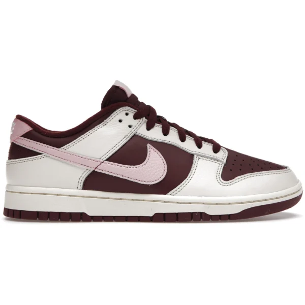 Nike Dunk Low Retro PRM Valentine’s Day (2023)