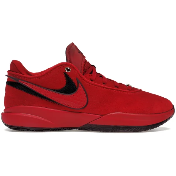 Nike LeBron 20 Liverpool