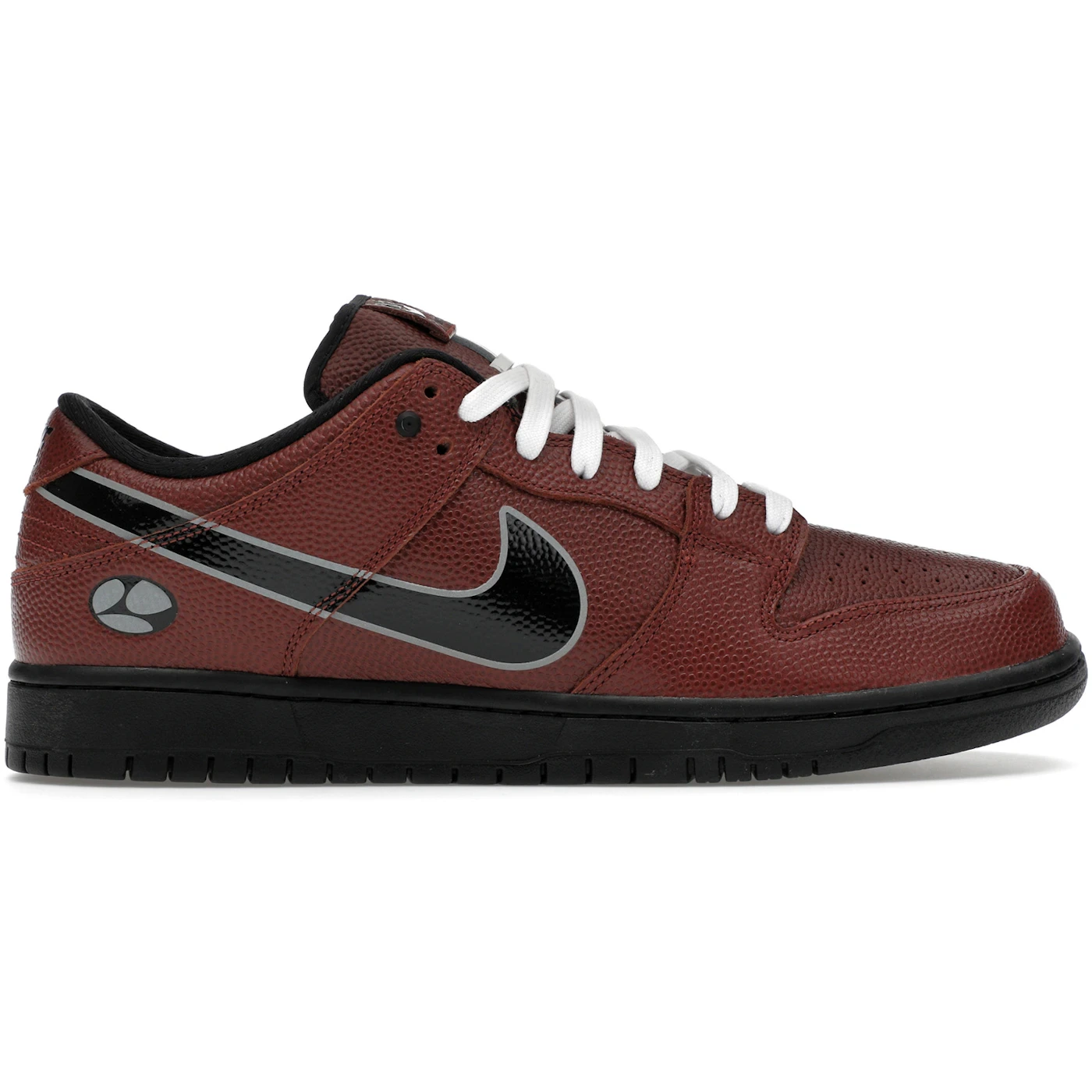 Nike SB Dunk Low Limosine Skateboards 1 Nike SB Dunk Low Limosine Skateboards 1