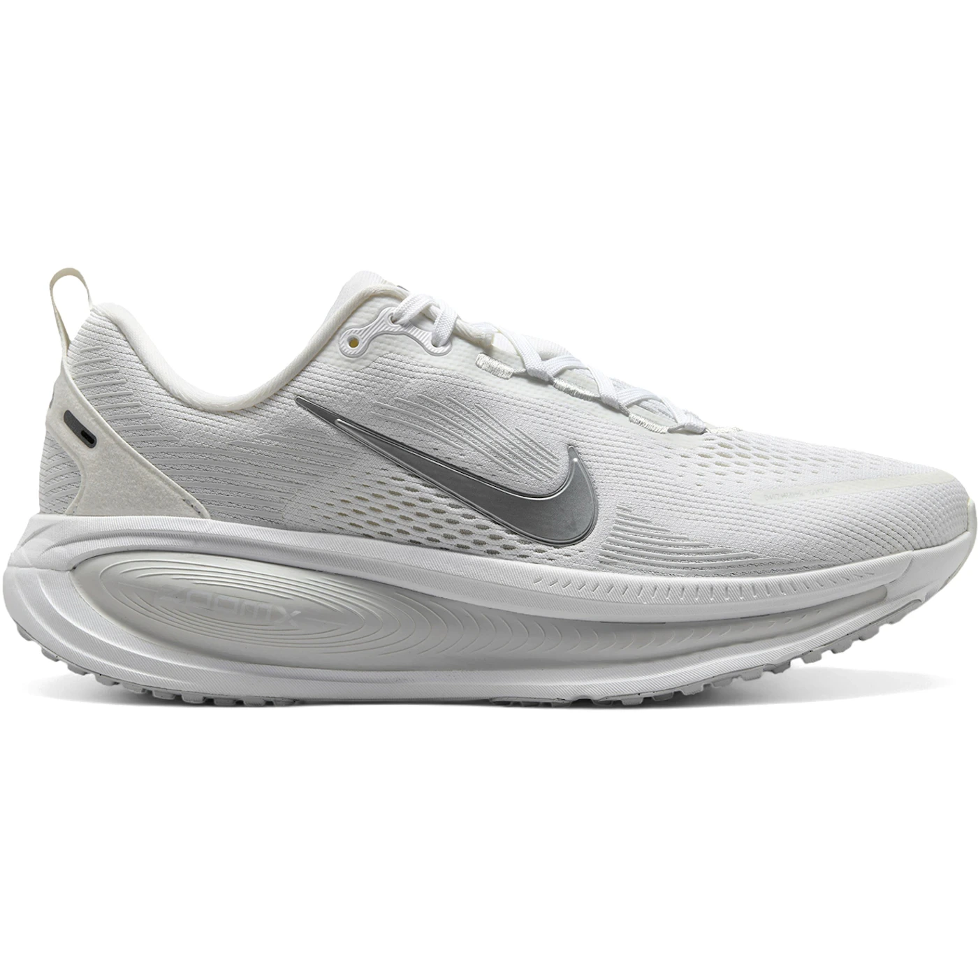 Nike Vomero 18 White Photon Dust Summit White Metallic Silver Womens 1