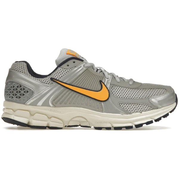 Nike Zoom Vomero 5 Pure Platinum Laser Orange