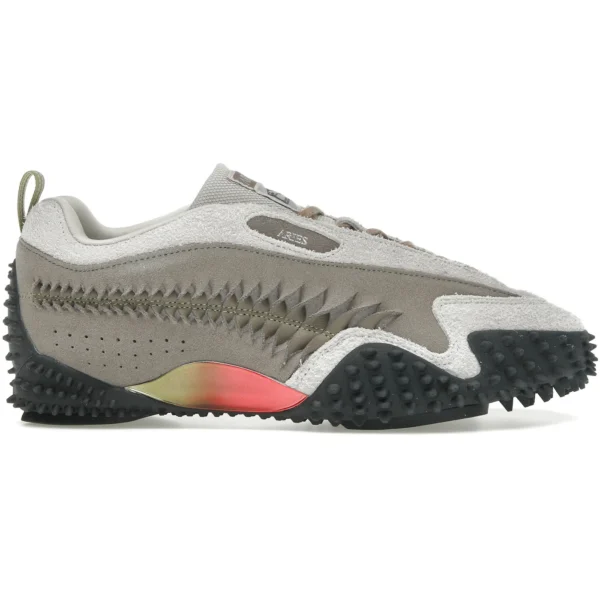 Puma Mostro Aries Tan
