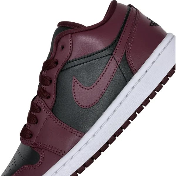 Jordan 1 Low Beetroot (W)
