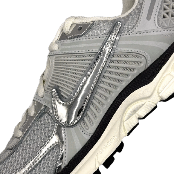 Nike Zoom Vomero 5 Photon Dust Metallic Silver (Women’s)
