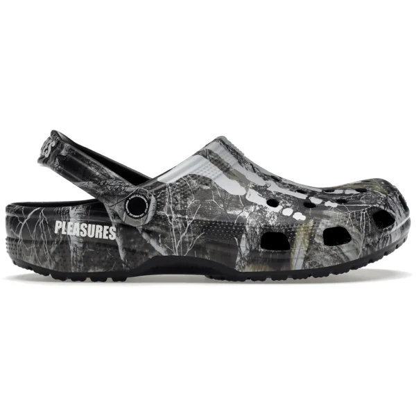 Crocs Classic Clog Pleasures Skeleton Realtree Edge Camo