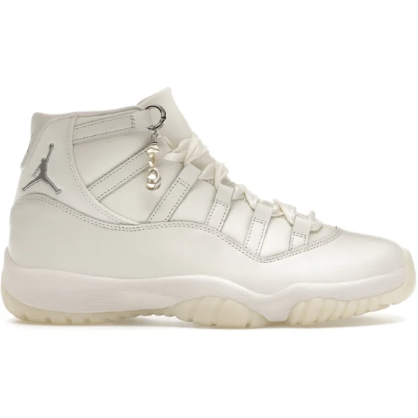 Jordan 11 Retro Pearl (Women’s)