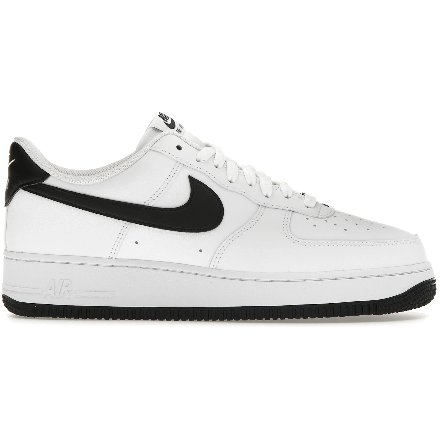 Nike Air Force 1 Low '07 White Black 1 Nike Air Force 1 Low 07 White Black 1