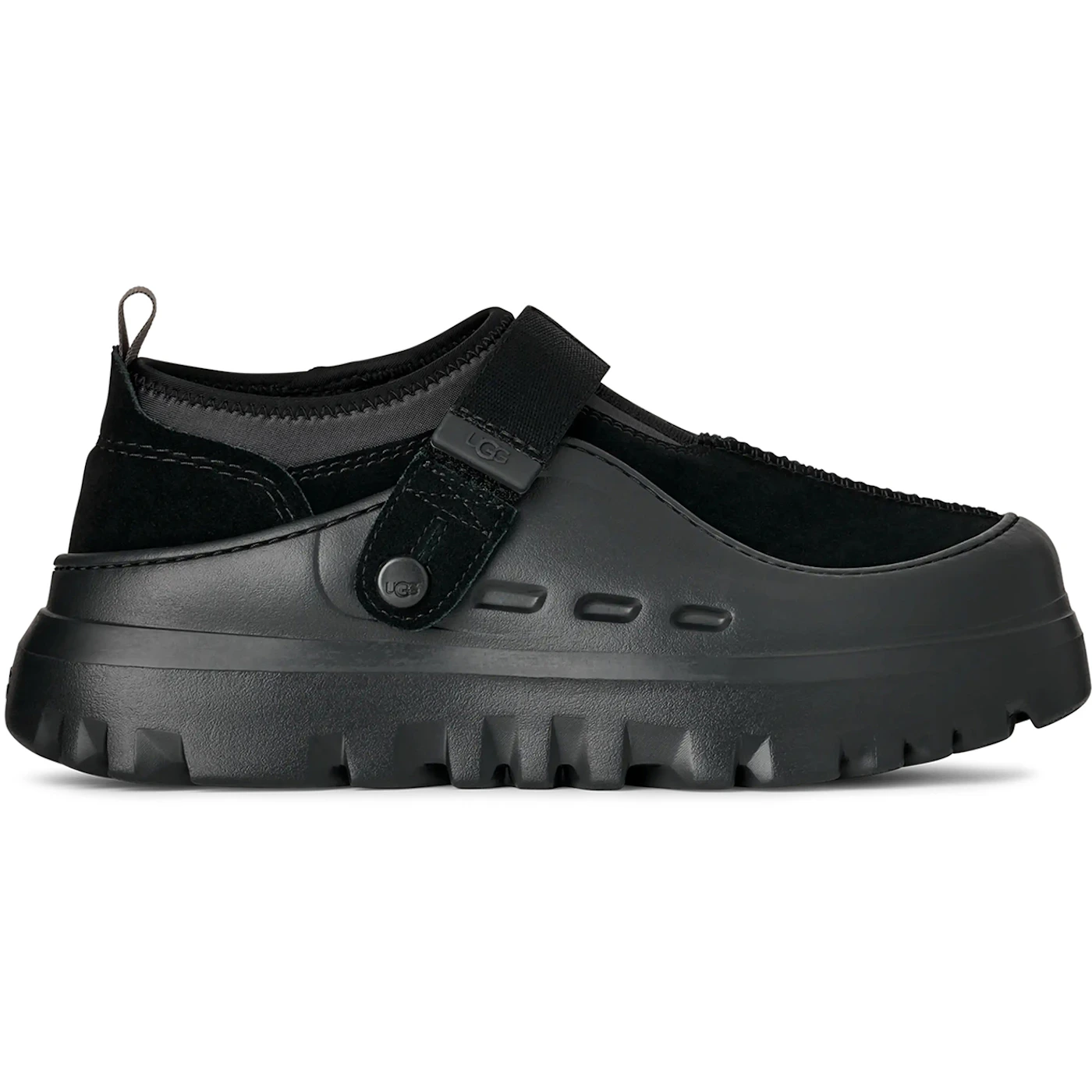 UGG PeakMod Lowcut Black 1 UGG PeakMod Lowcut Black 1