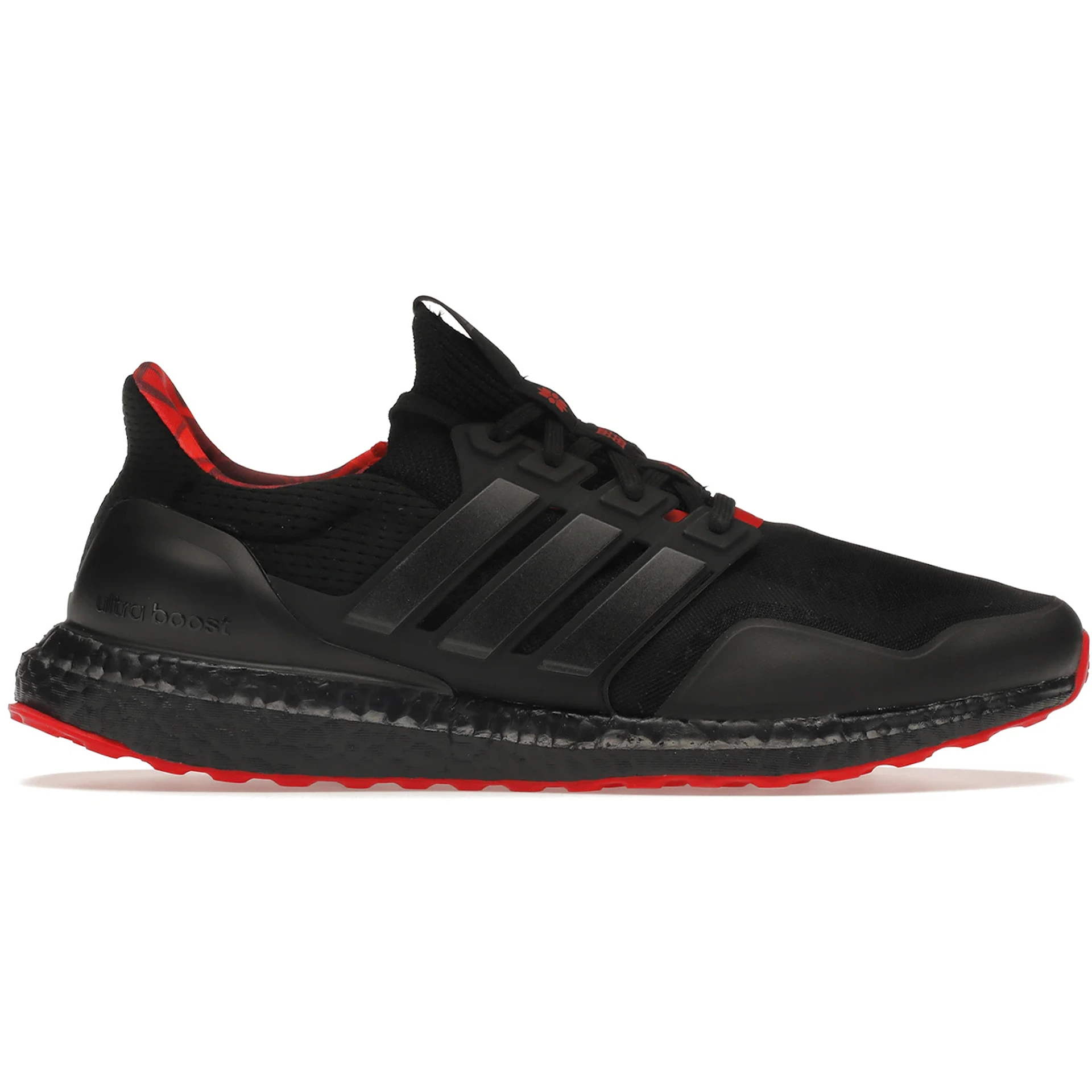 adidas Ultra Boost DNA Lunar New Year (2022) 1 adidas Ultra Boost DNA Lunar New Year 2022 2