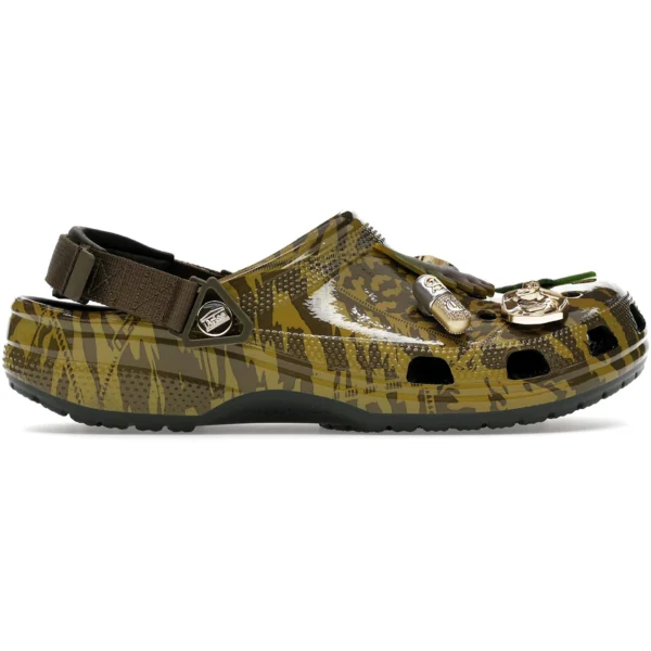 Crocs Classic Clog Aries Arise Dark Algae