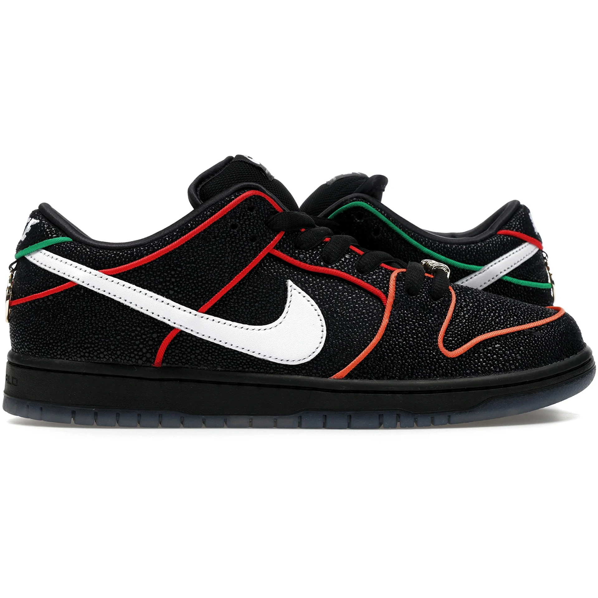 Nike SB Dunk Low Bronx Girls Skate 2 Nike SB Dunk Low Bronx Girls Skate