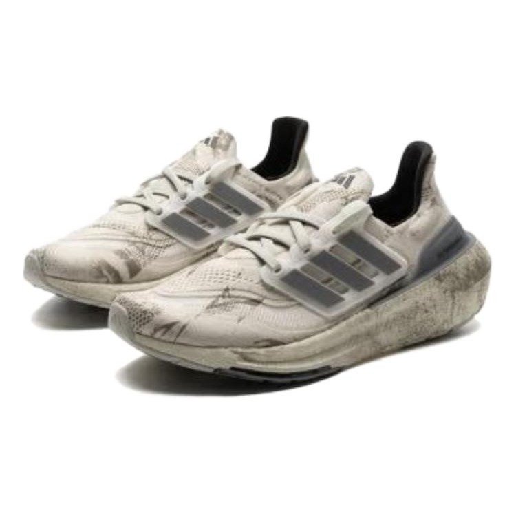 adidas Ultra Boost Light Worn-Out 5 adidas Ultra Boost Light Worn-Out