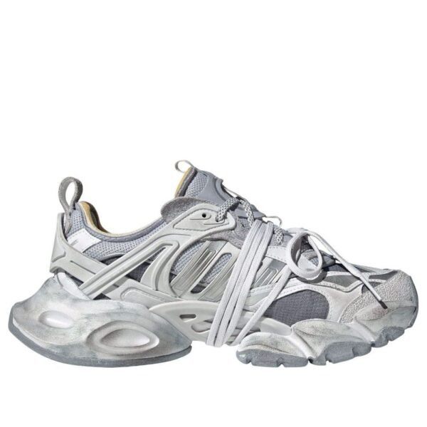 adidas XLG Runner Deluxe Gray