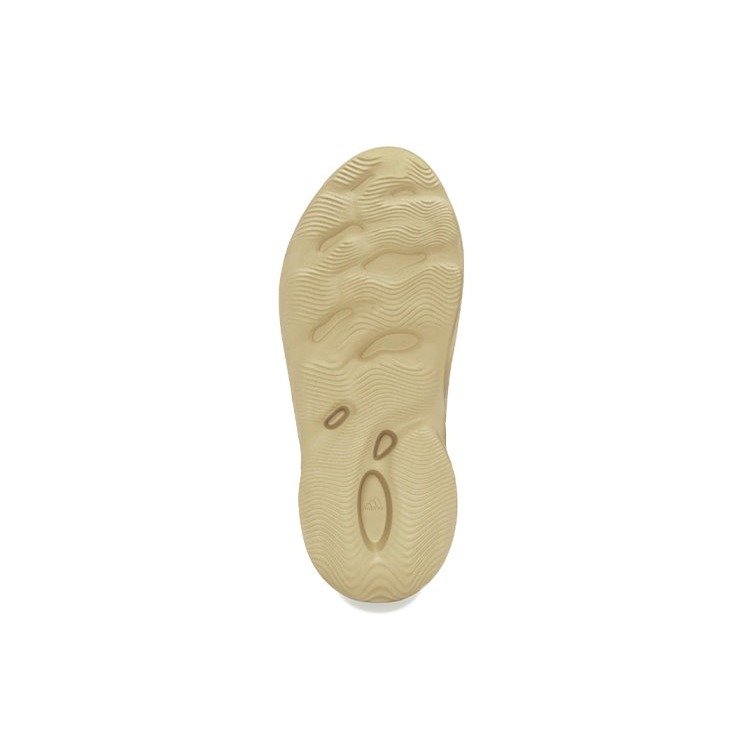 adidas Yeezy Foam RNR Desert Sand 7 adidas Yeezy Foam RNR Desert Sand