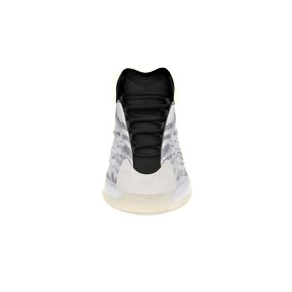 adidas YZY QNTM BSKTBL (Performance Basketball Model)