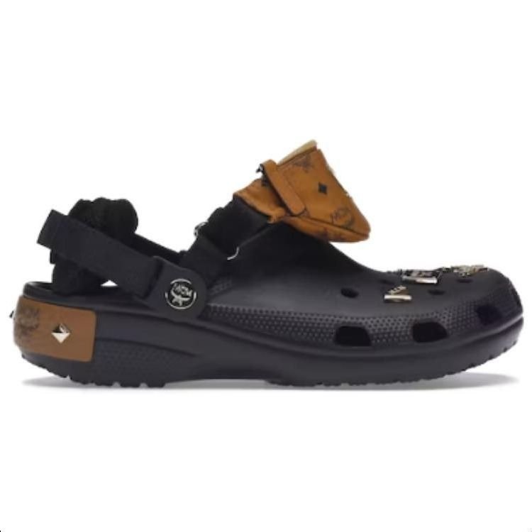 Crocs Classic Clog MCM Visetos Belt Bag Black Cognac Gold 5 Crocs Classic Clog MCM Visetos Belt Bag Black Cognac Gold