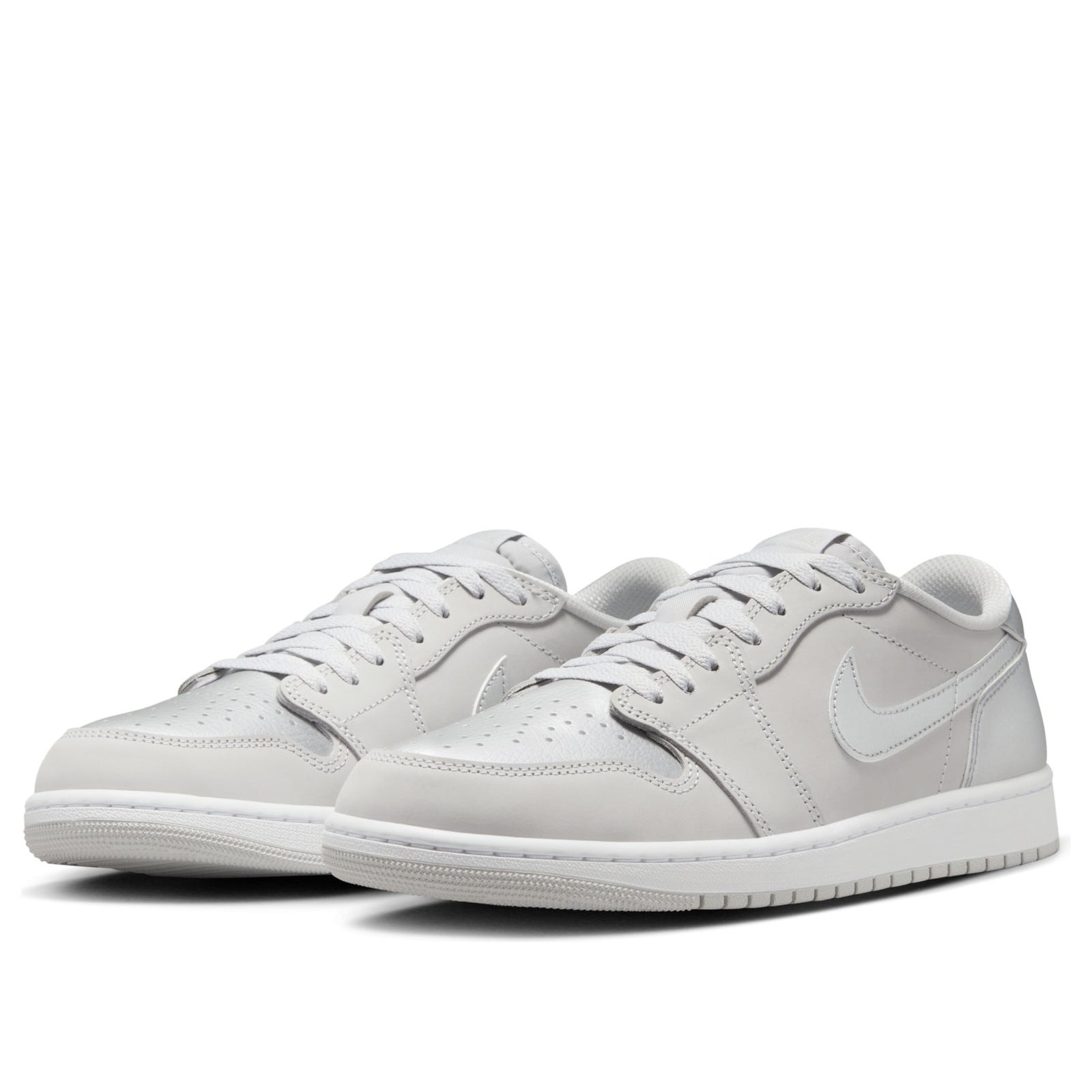 Jordan 1 Low OG Metallic Silver 6 Jordan 1 Low OG Metallic Silver