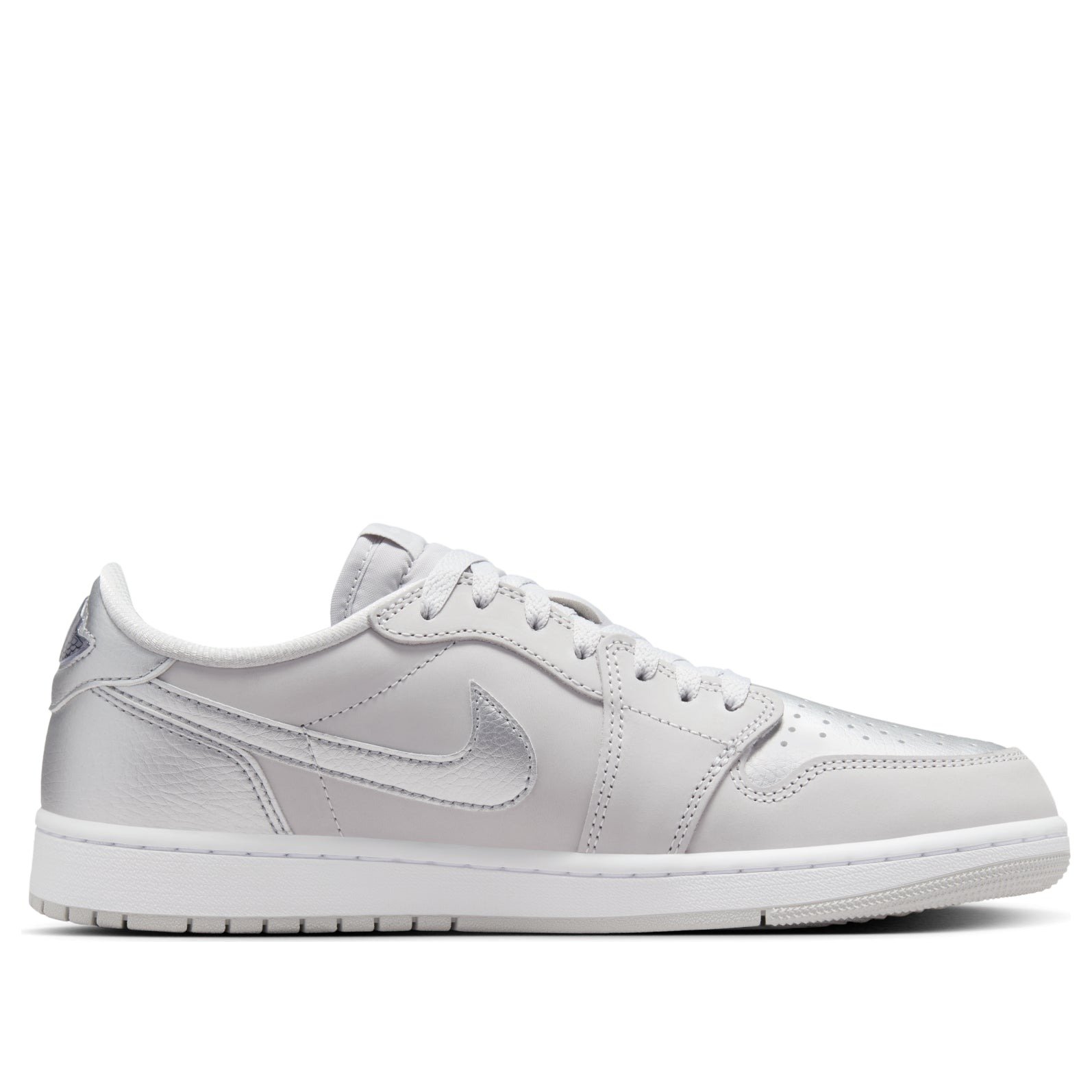 Jordan 1 Low OG Metallic Silver 8 Jordan 1 Low OG Metallic Silver