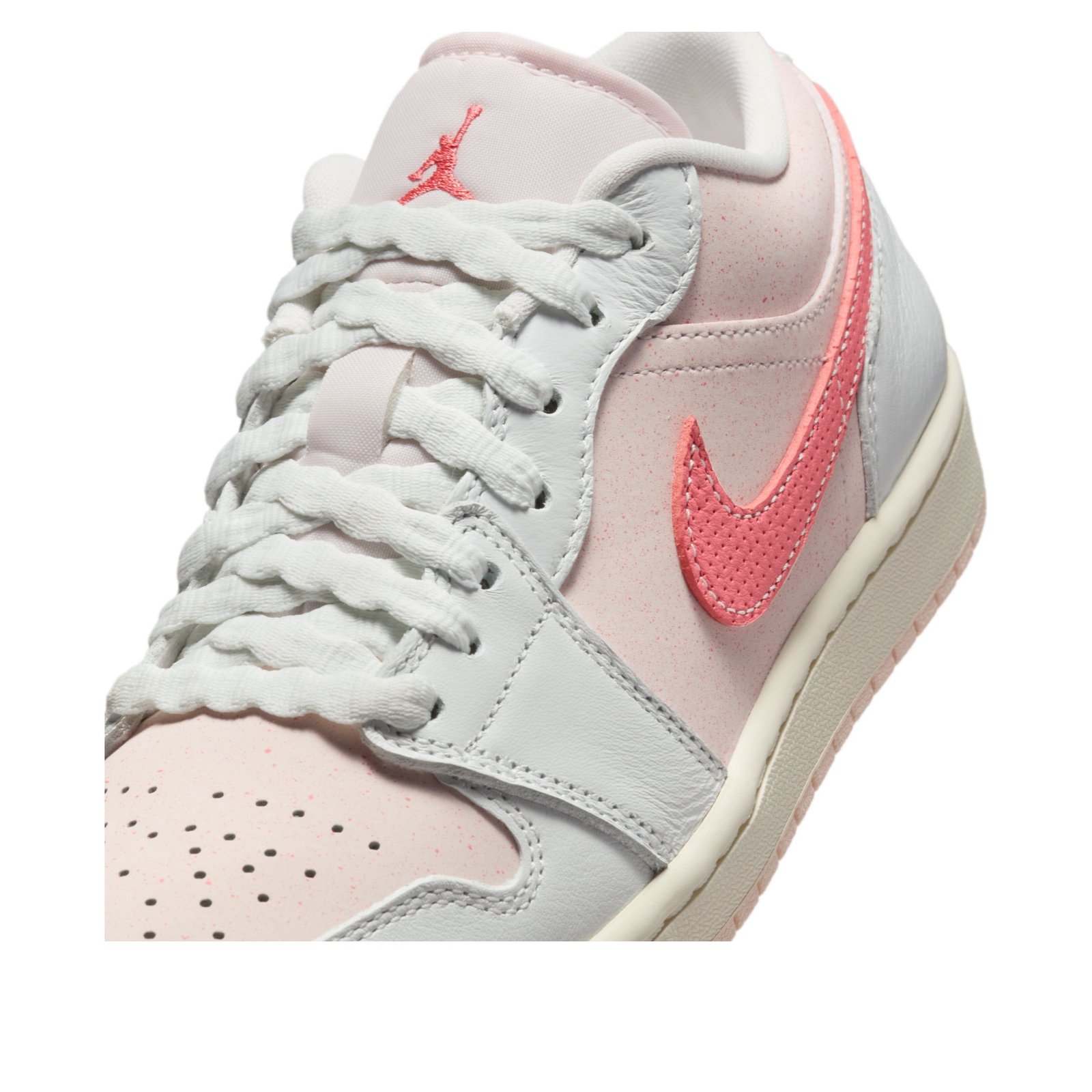 Jordan 1 Low SE Strawberry Milkshake (Women's) 7 Jordan 1 Low SE Strawberry Milkshake (Women's)
