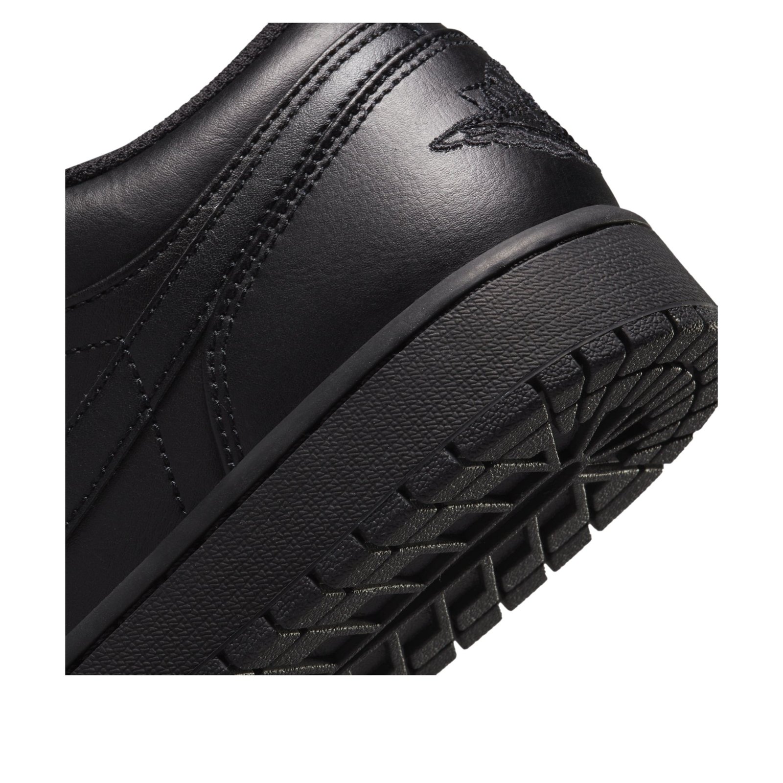 Jordan 1 Low Triple Black (2022) 7 Jordan 1 Low Triple Black (2022)