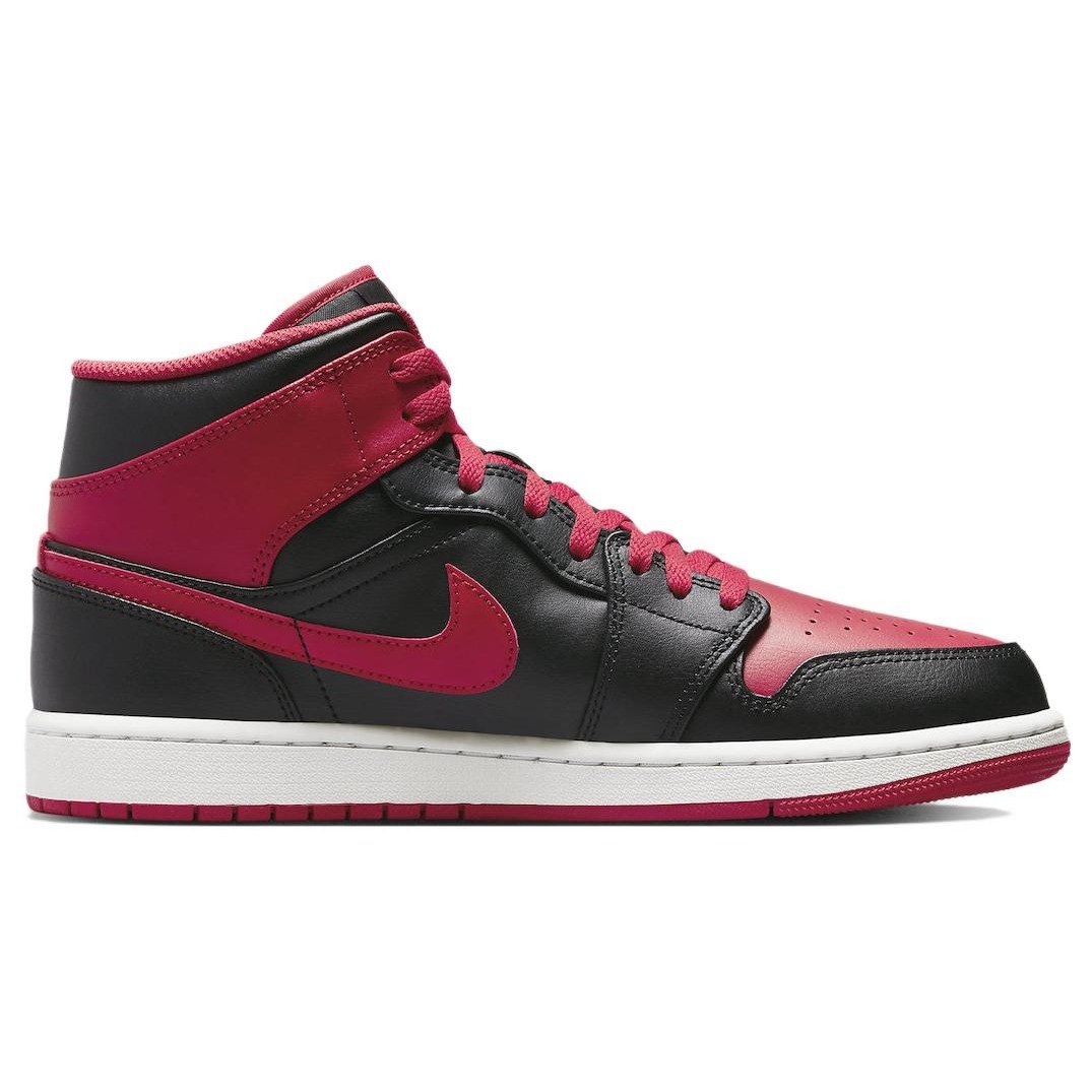 Jordan 1 Mid Alternate Bred (2022) 4 Jordan 1 Mid Alternate Bred (2022)