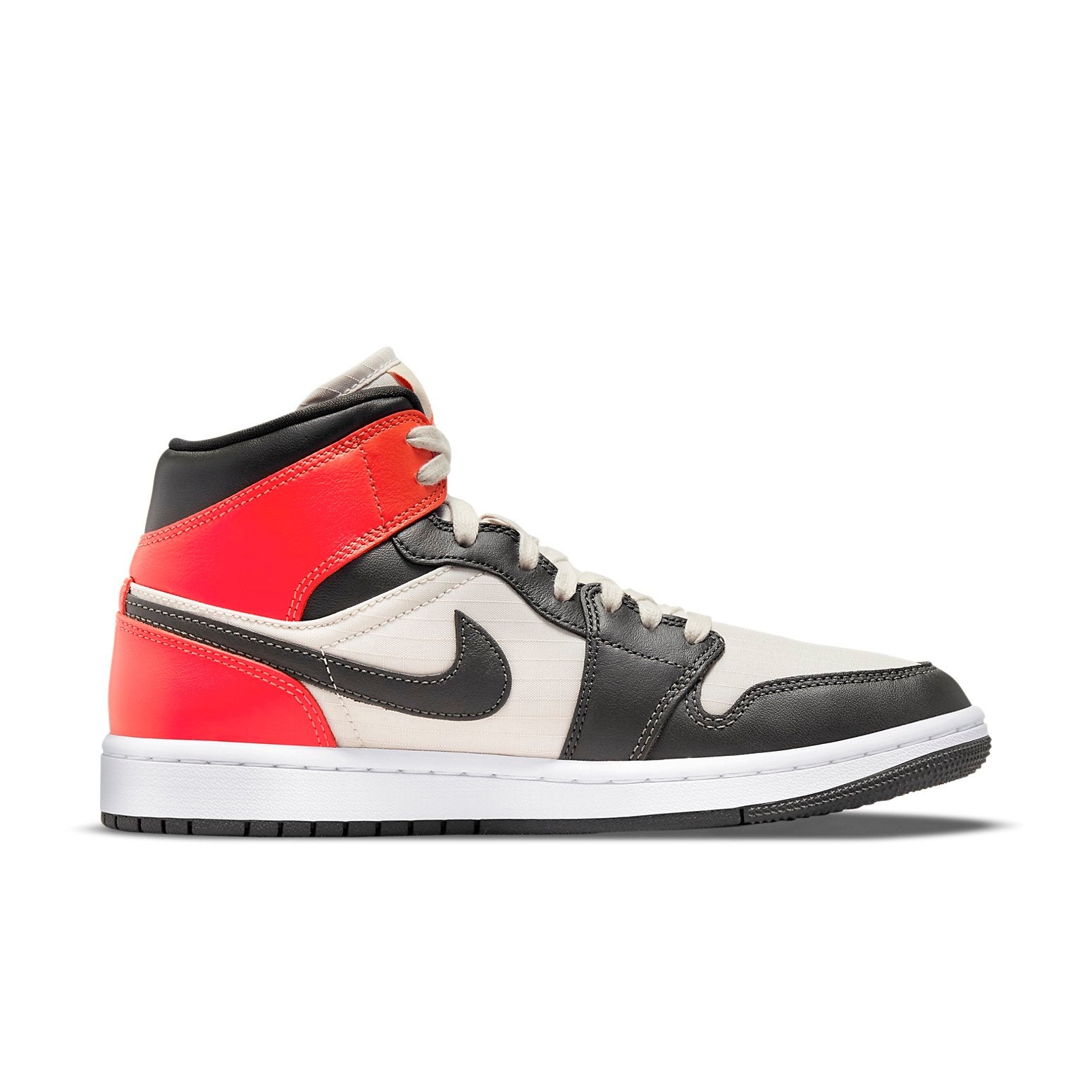 Jordan 1 Mid Newsprint Light Orewood Brown (Women's) 4 Jordan 1 Mid Newsprint Light Orewood Brown (Women's)