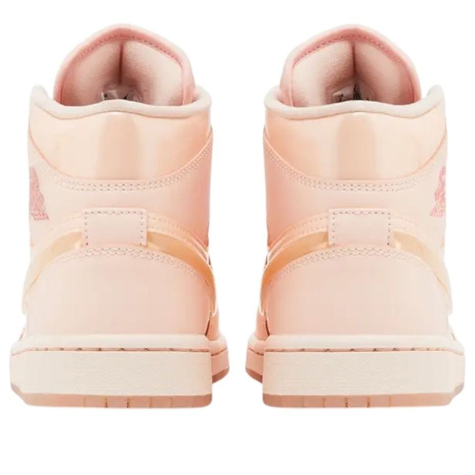 Jordan 1 Mid Patent Valentine's Day (Women's) 6 Jordan 1 Mid Patent Valentine's Day (Women's)