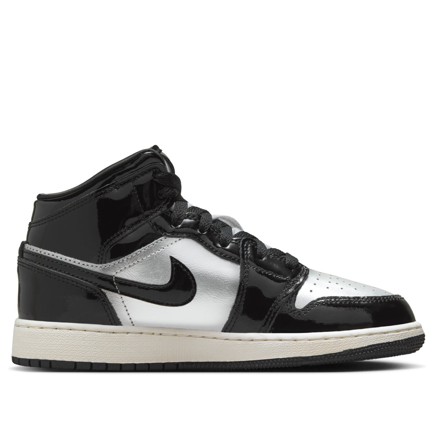 Jordan 1 Mid SE Black Metallic Silver Sail Metallic Gold (GS) 8 Jordan 1 Mid SE Black Metallic Silver Sail Metallic Gold (GS)