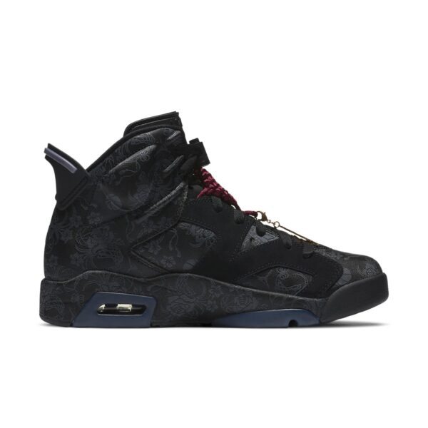 Jordan 6 Retro SD Triple Black (Women’s)