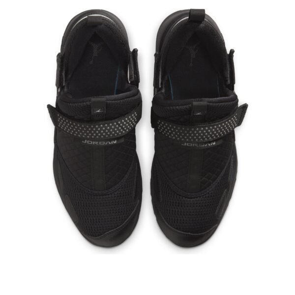 Jordan Trunner LX Triple Black (Womens)