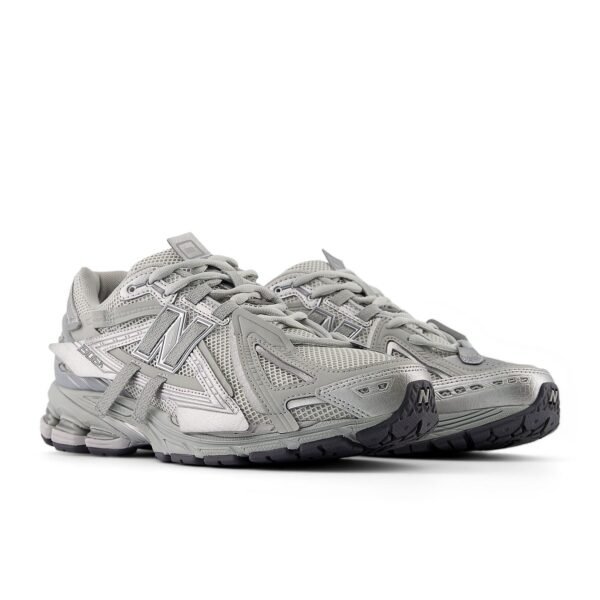 New Balance 1906A Concrete Silver Metallic