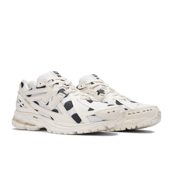 New Balance 1906R Polka Dot Sea Salt