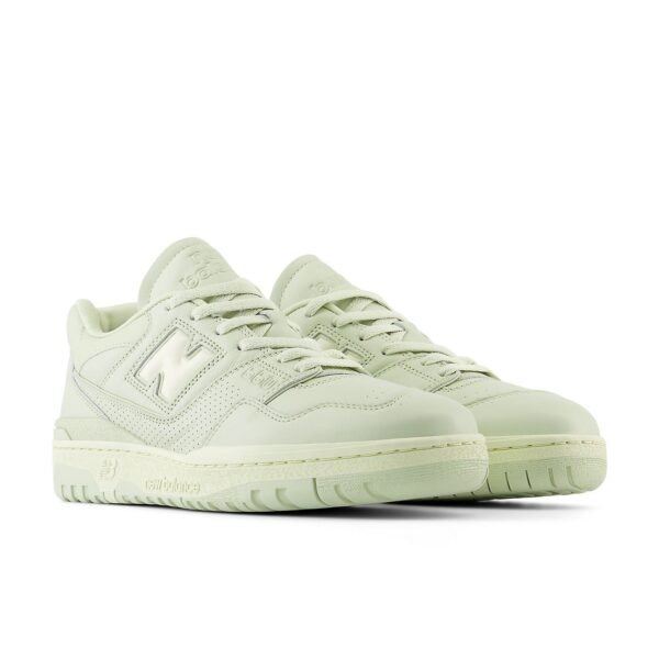 New Balance 550 Deep Lichen Green
