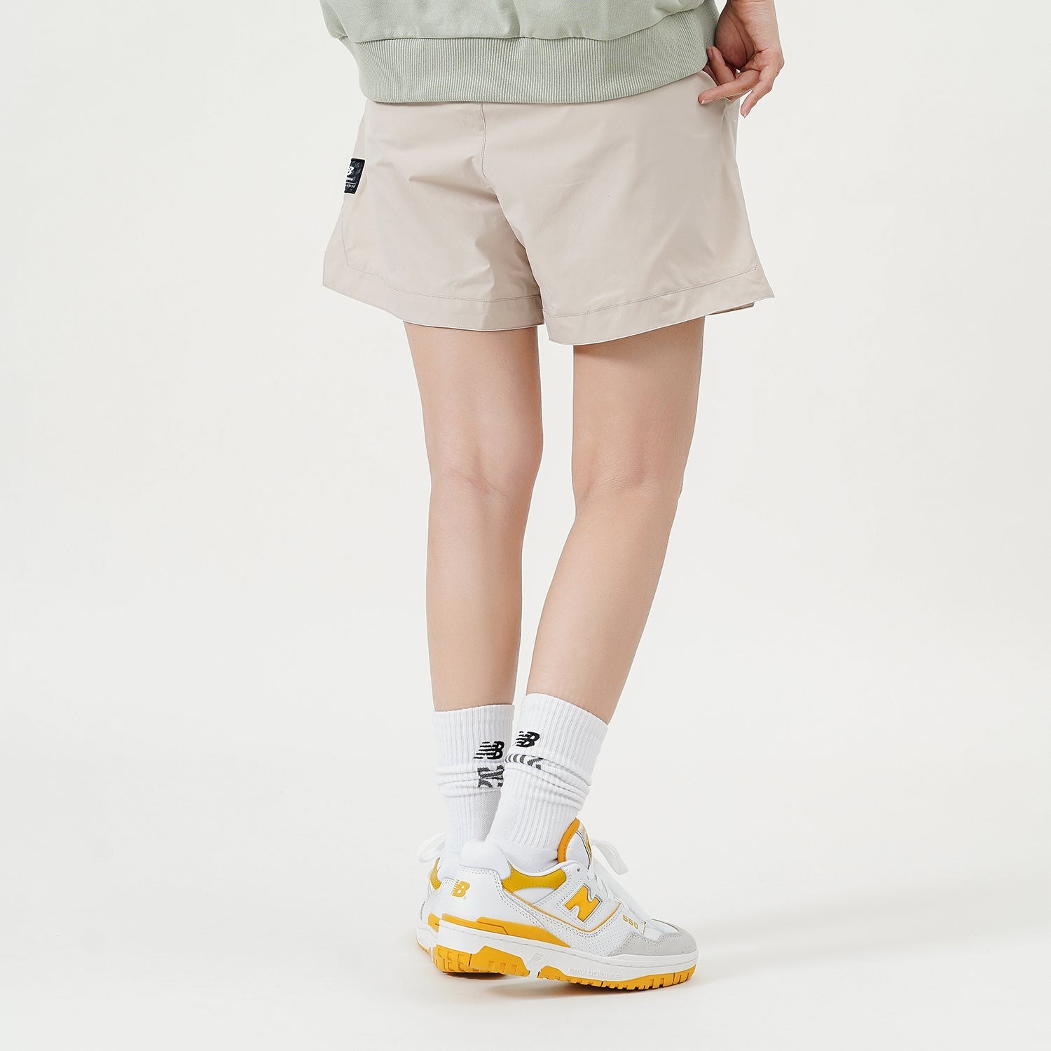 New Balance 550 Sea Salt Varsity Gold 5 New Balance 550 Sea Salt Varsity Gold