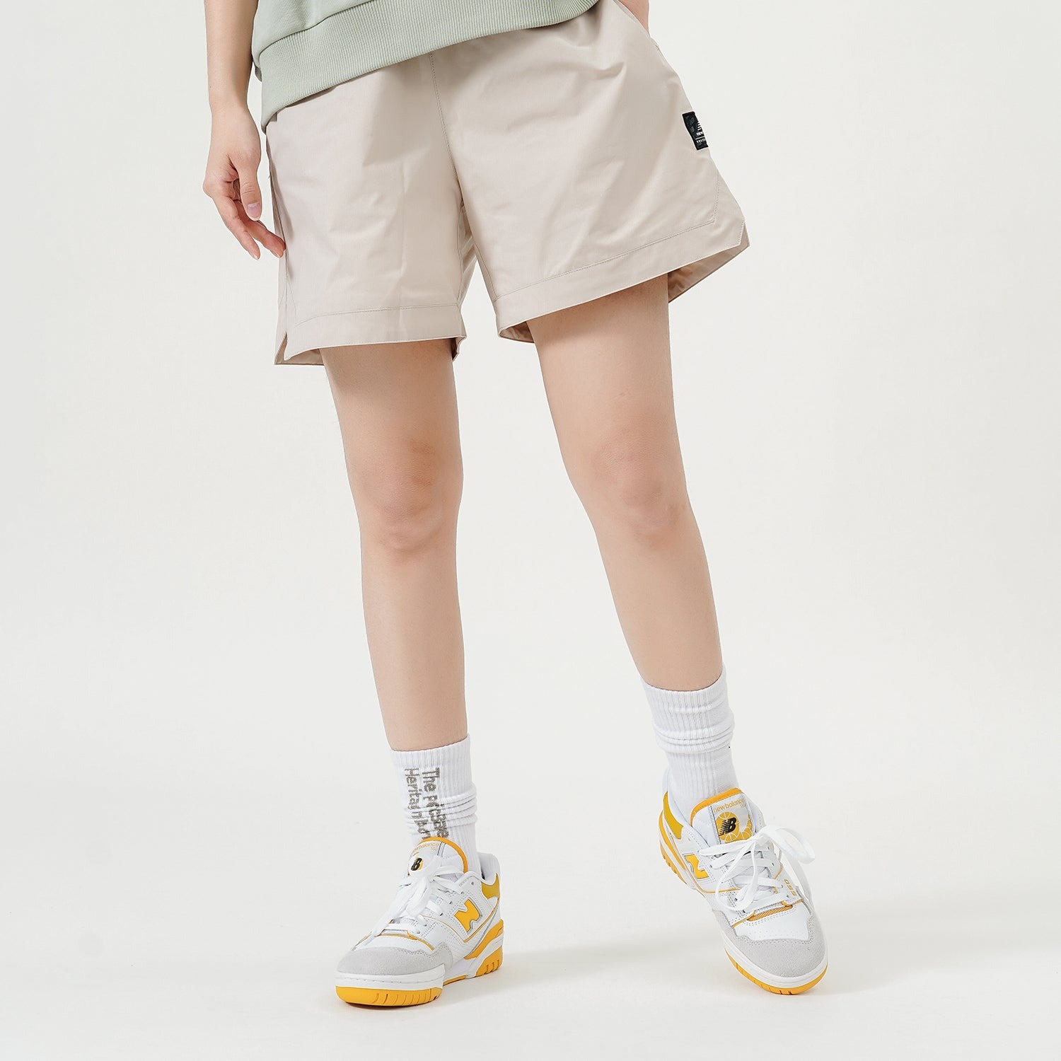 New Balance 550 Sea Salt Varsity Gold 6 New Balance 550 Sea Salt Varsity Gold