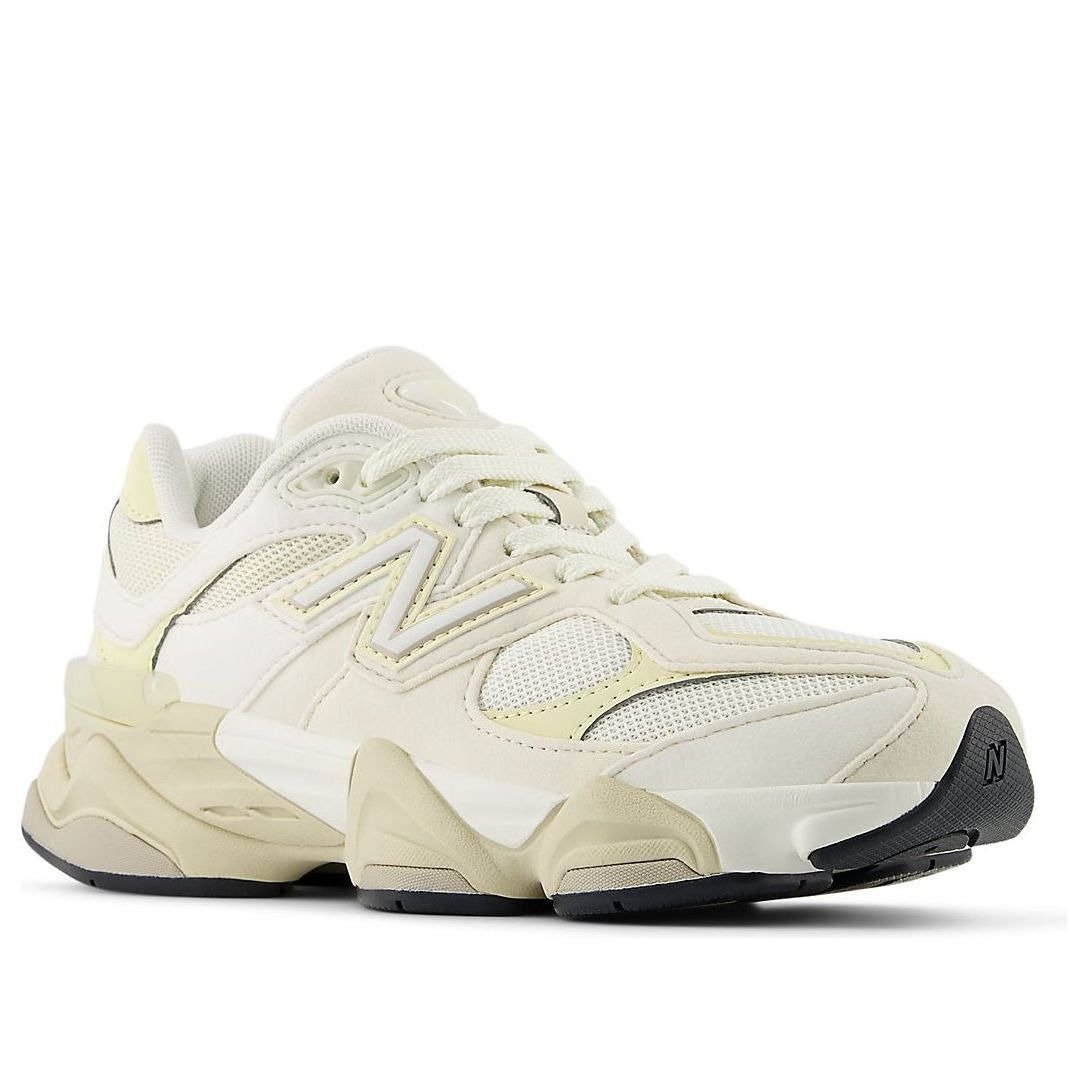 New Balance 9060 Sea Salt Linen (GS) 6 New Balance 9060 Sea Salt Linen (GS)