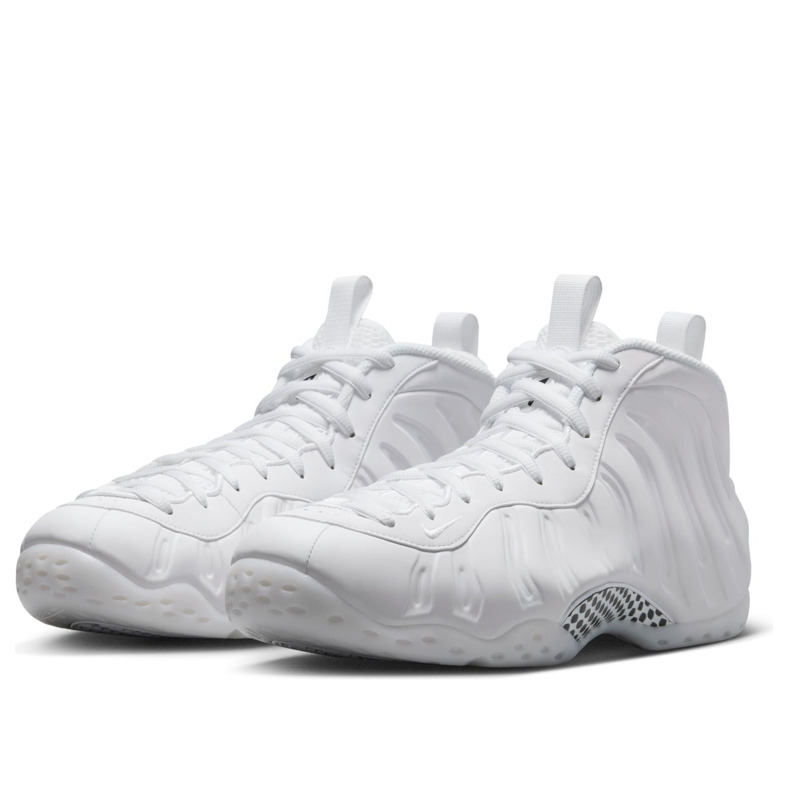Nike Air Foamposite One Triple White 6 Nike Air Foamposite One Triple White