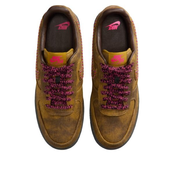 Nike Air Force 1 Low 07 QS Boucle Desert Moss Fierce Pink