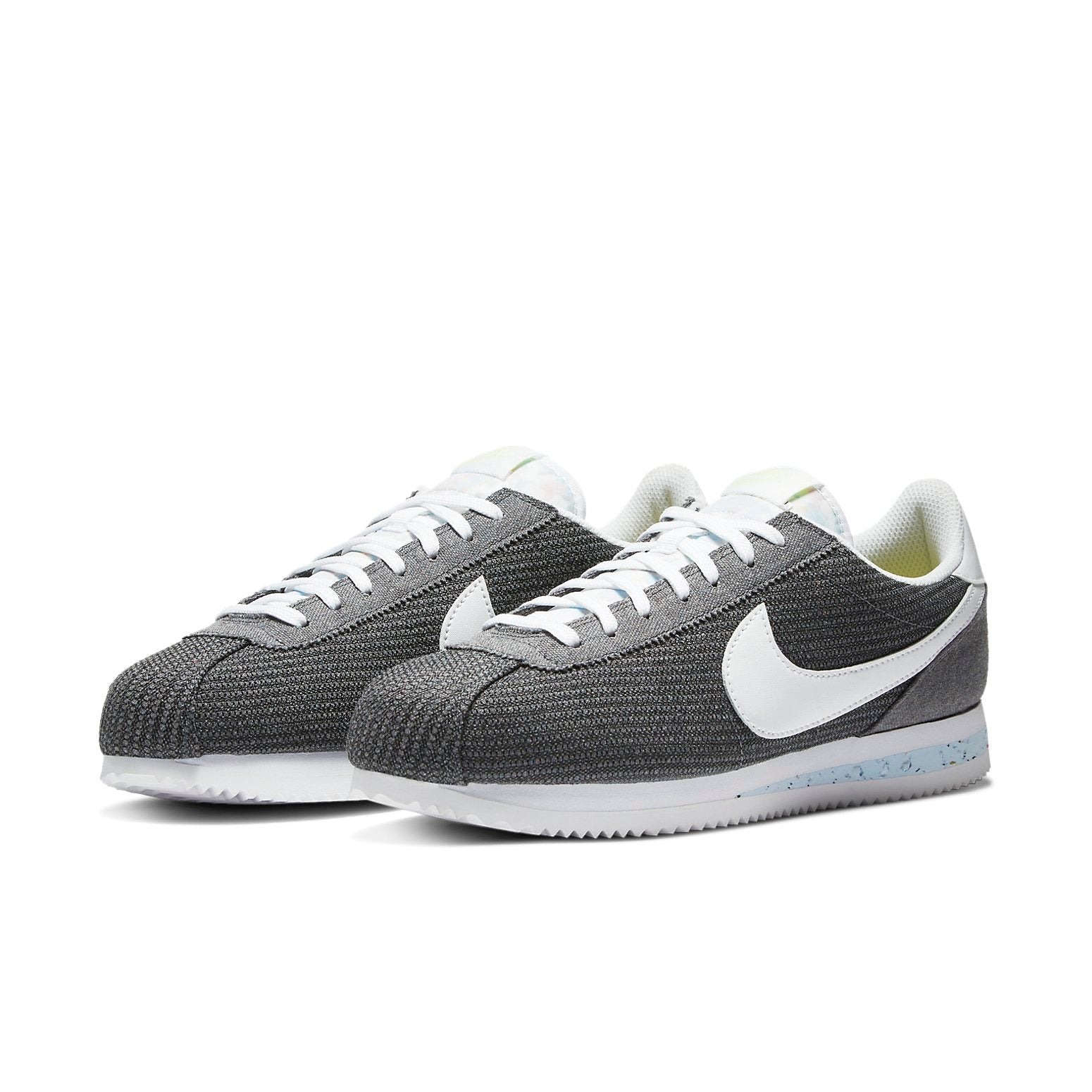 Nike Classic Cortez Recycled Canvas 5 Nike Classic Cortez Recycled Canvas